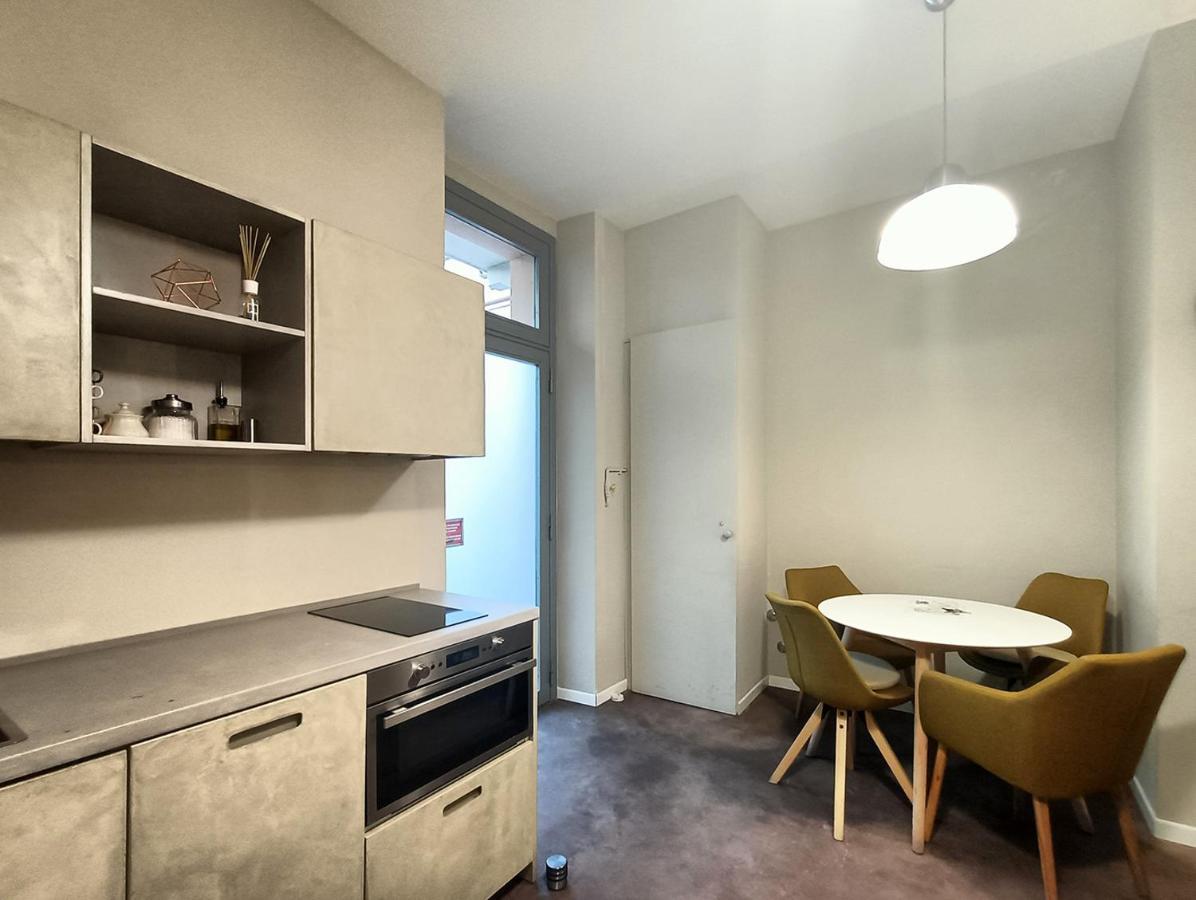 Game House In The Center Apartment มิลาน ภายนอก รูปภาพ