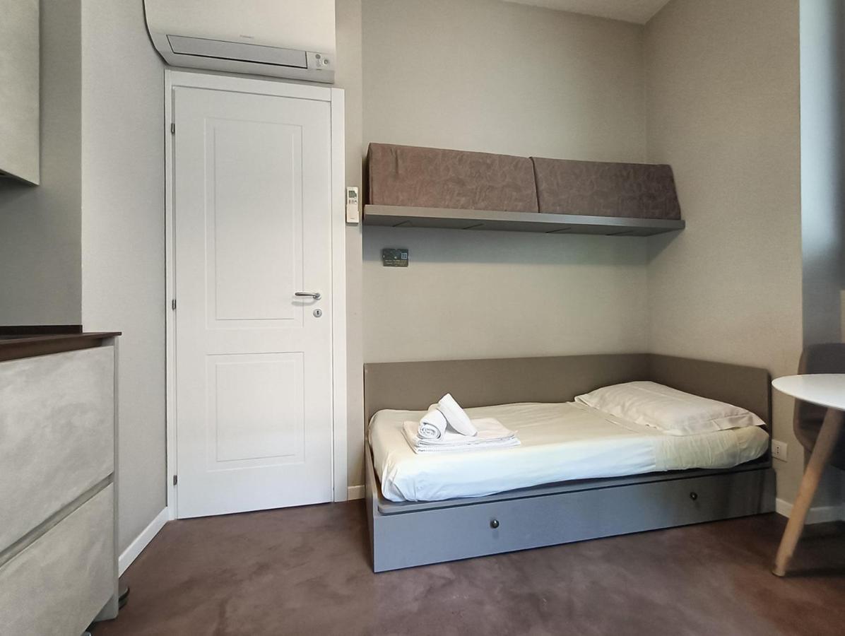 Game House In The Center Apartment มิลาน ภายนอก รูปภาพ