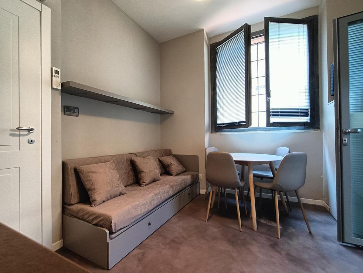 Game House In The Center Apartment มิลาน ภายนอก รูปภาพ