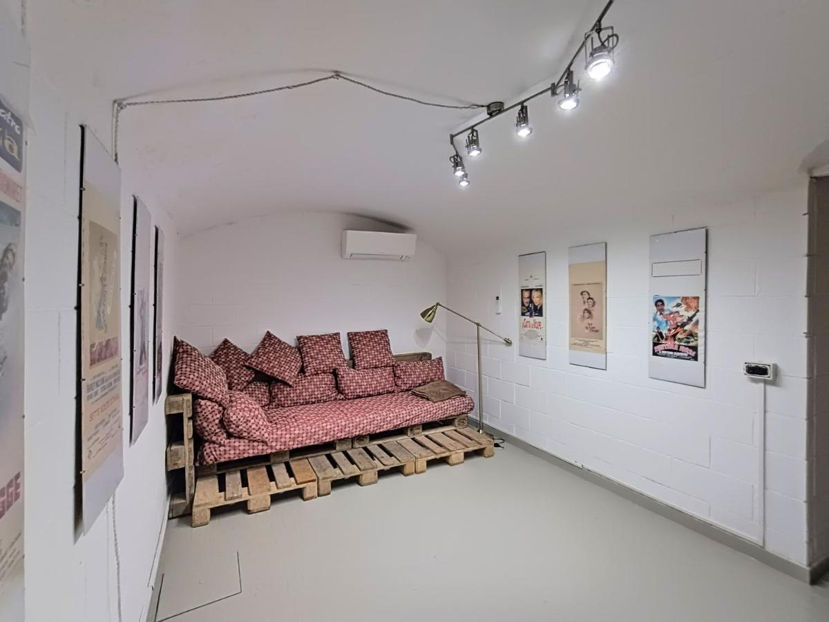 Game House In The Center Apartment มิลาน ภายนอก รูปภาพ